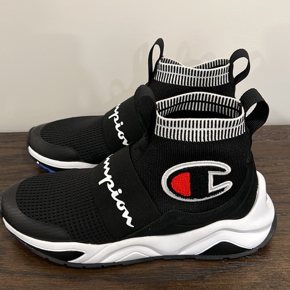 Champion Shoes | Champion Rally Pro Casual Shoes Sz 6Y | Color: Black/White | Size: 6Y | Veevaa's Closet